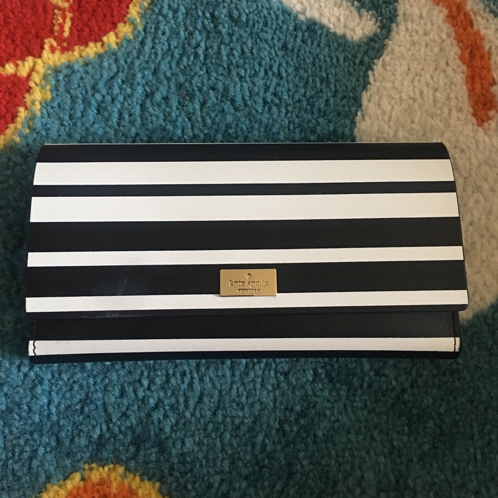 NWOT Kate spade wallet